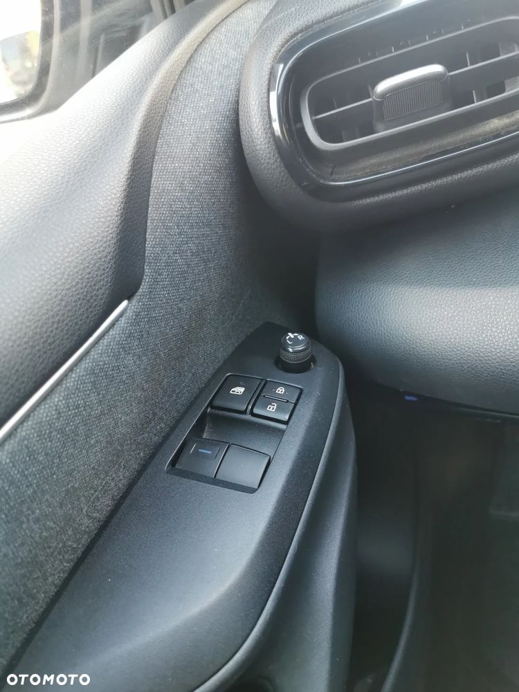 Toyota Yaris 1.5 Comfort - 14