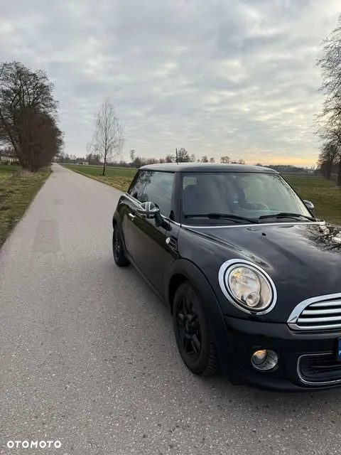 MINI Cooper Standard - 4