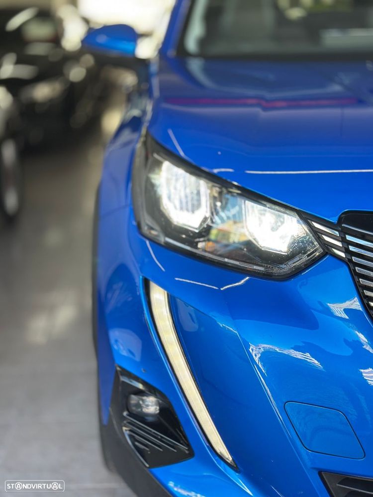 Peugeot 2008 1.2 PureTech Allure - 17