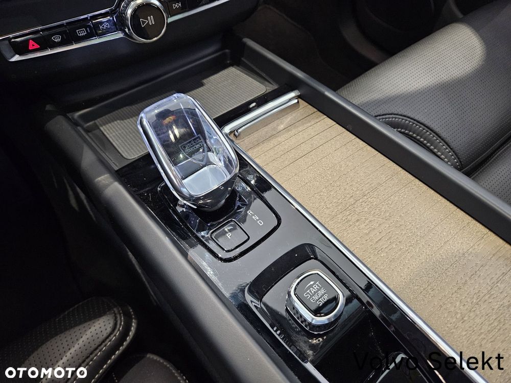 Volvo XC 60 - 25
