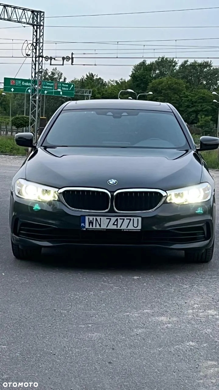 BMW Seria 5 530i xDrive Luxury Line sport - 6
