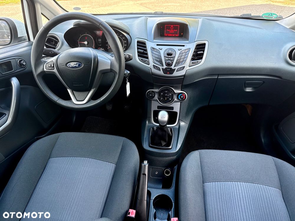 Ford Fiesta - 8