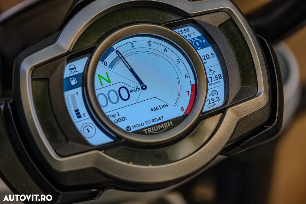 Triumph Rocket 3 GT Triple Black - 8