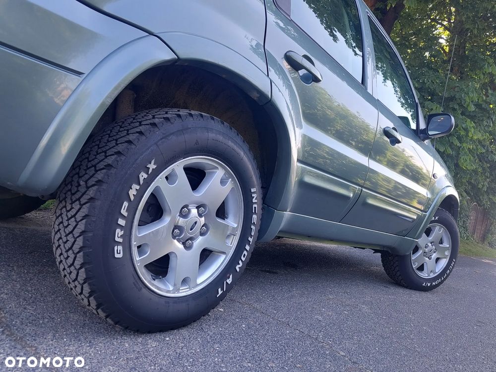 Ford Maverick 3.0 V6 Limited - 22