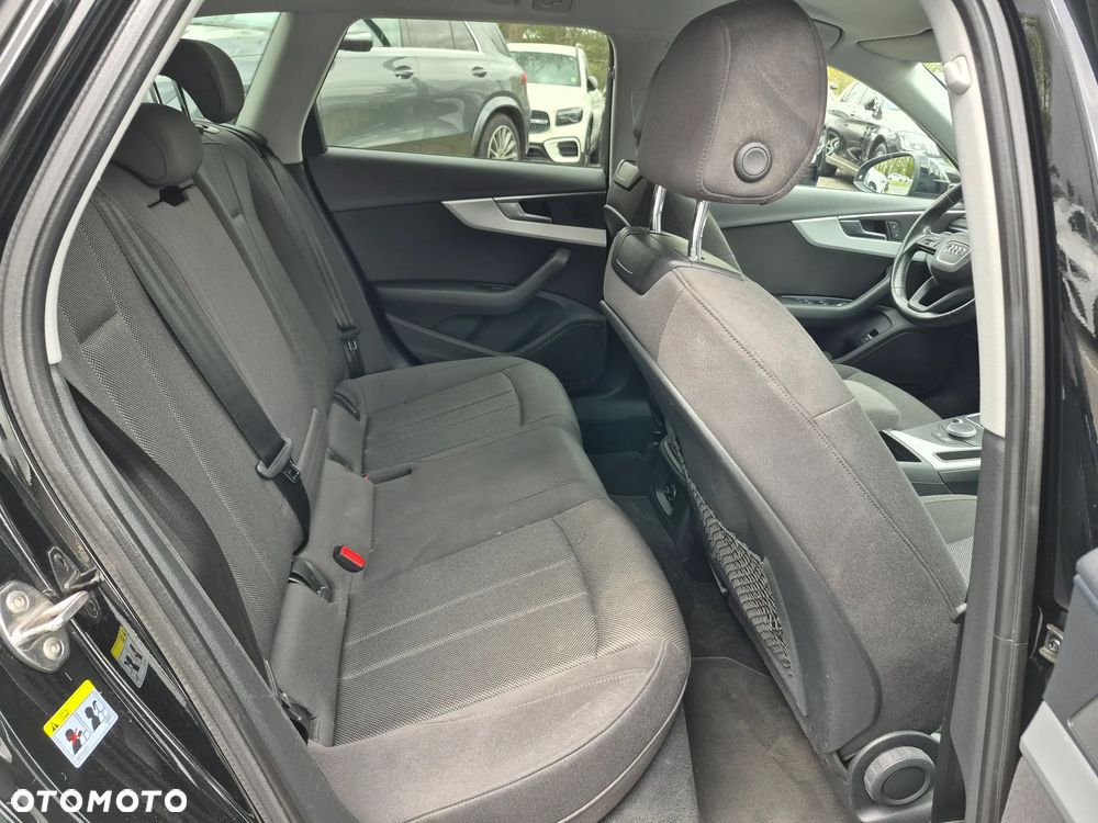 Audi A4 Avant 2.0 TDI - 26