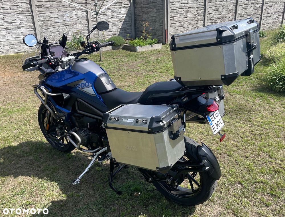 Triumph Tiger - 2