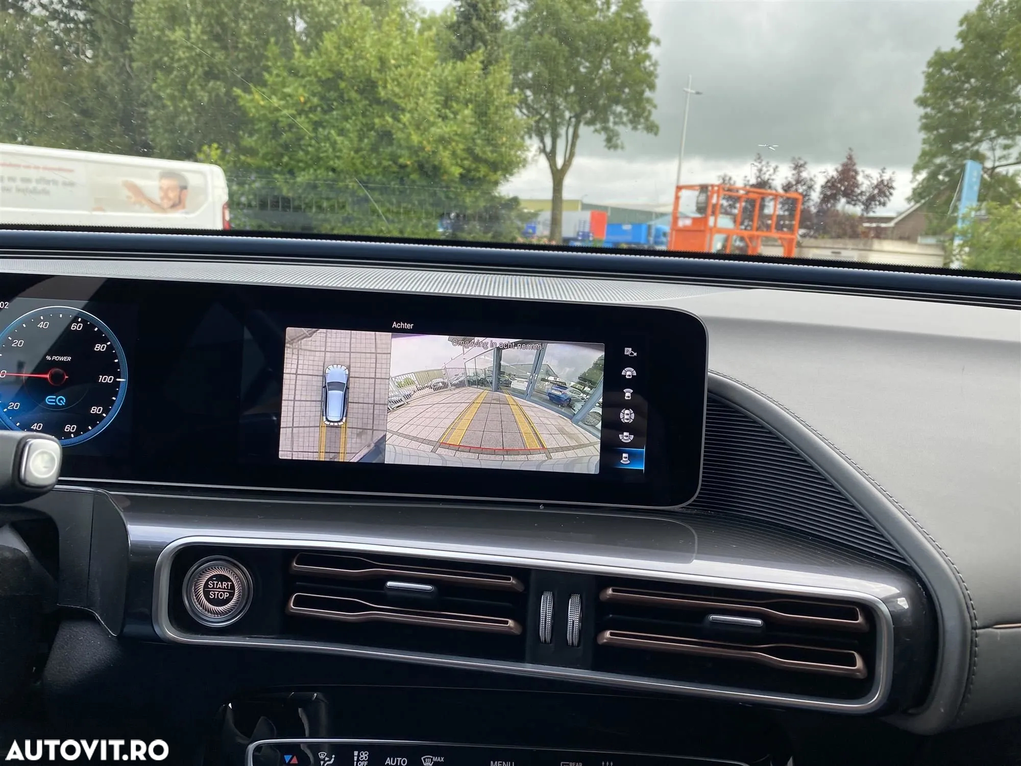Mercedes-Benz EQC 400 4MATIC - 34