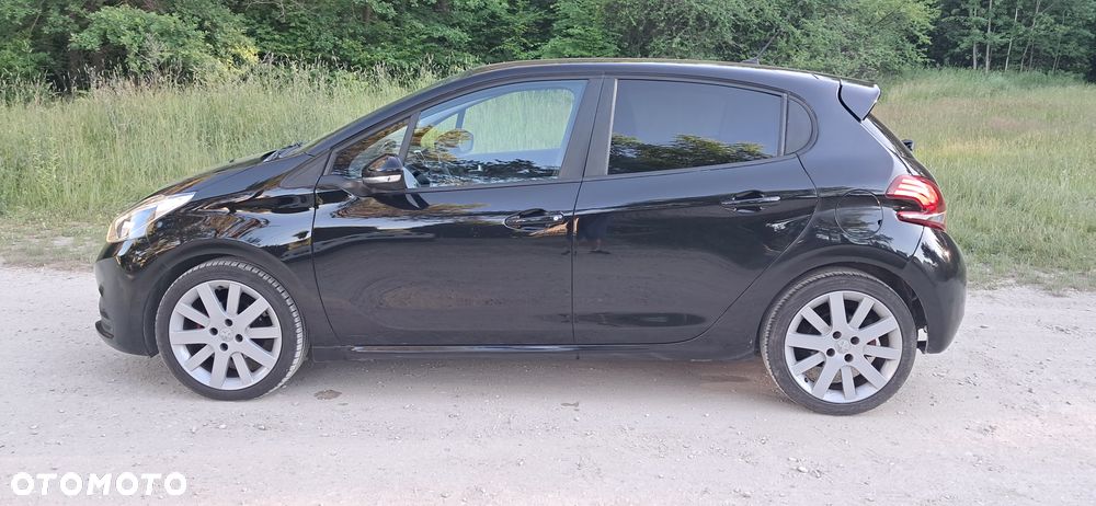 Peugeot 208 1.6 BlueHDi Active S&S - 12