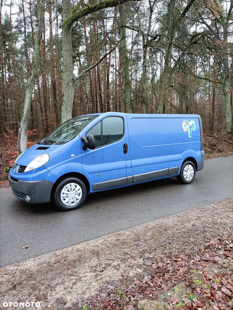 Renault Trafic - 16