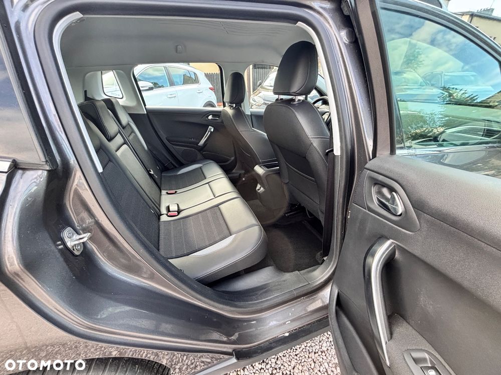 Peugeot 2008 PureTech 110 Stop&Start Allure - 9