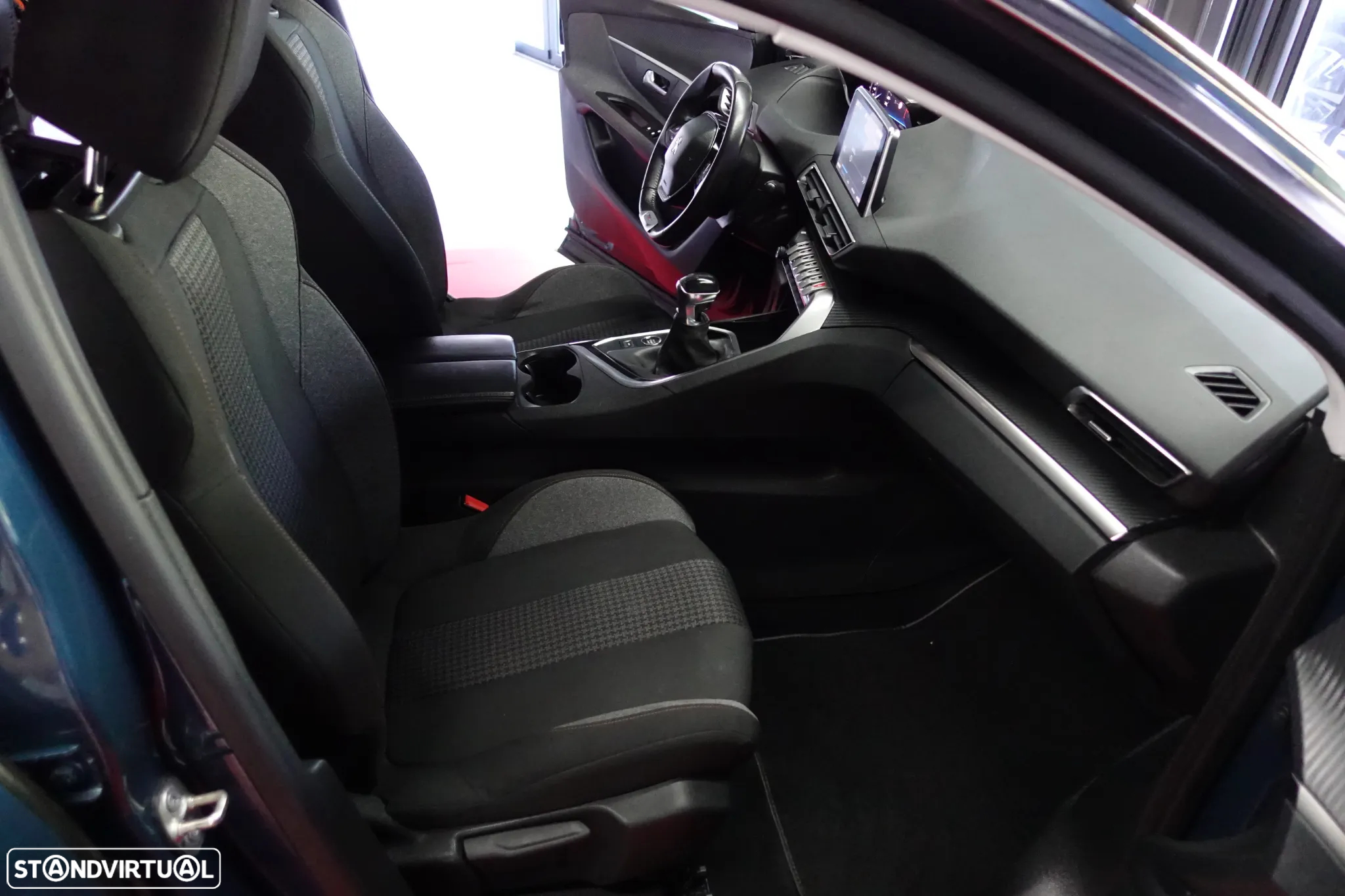 Peugeot 3008 1.5 BlueHDi GT - 49
