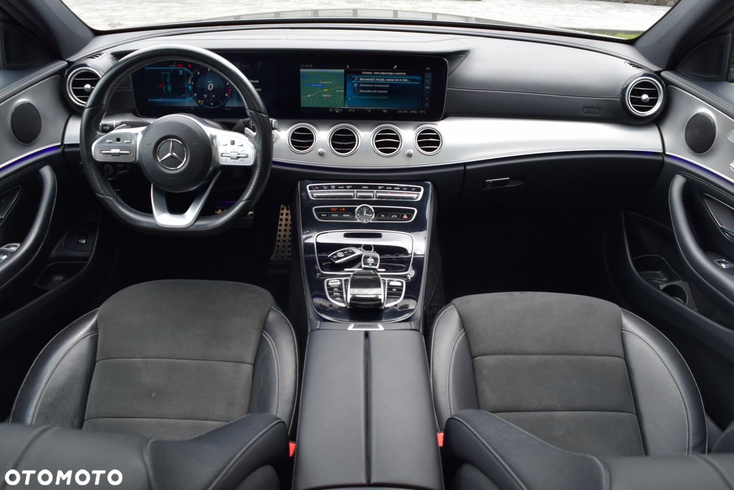 Mercedes-Benz Klasa E 220 d 9G-TRONIC - 14
