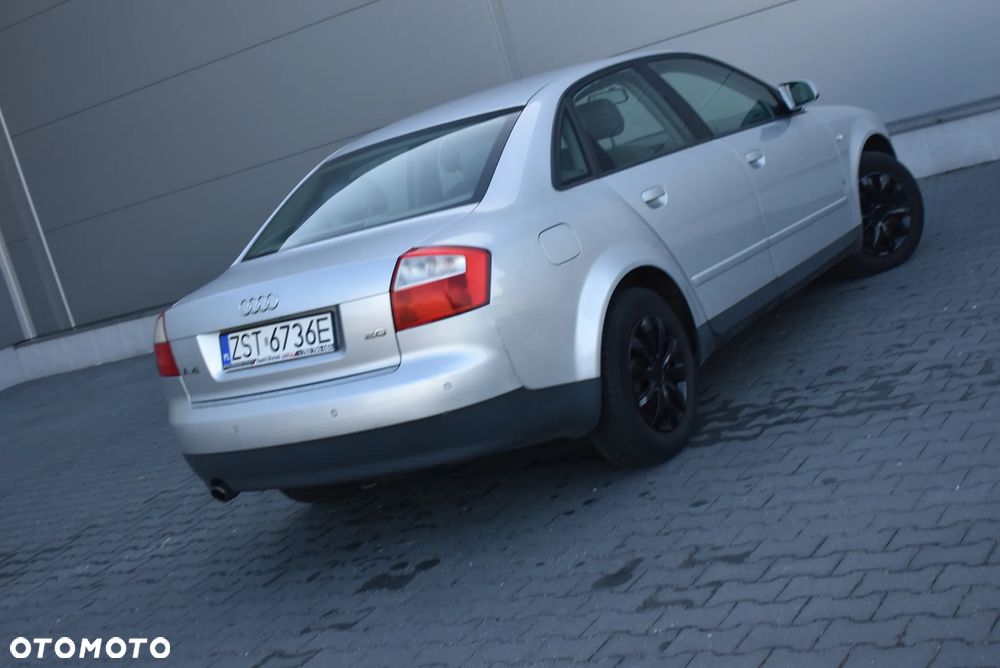 Audi A4 Limousine - 28