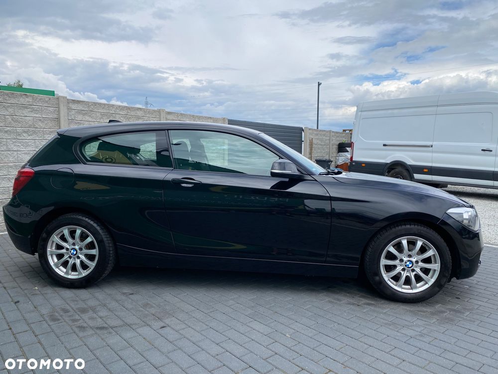 BMW Seria 1 114i - 17