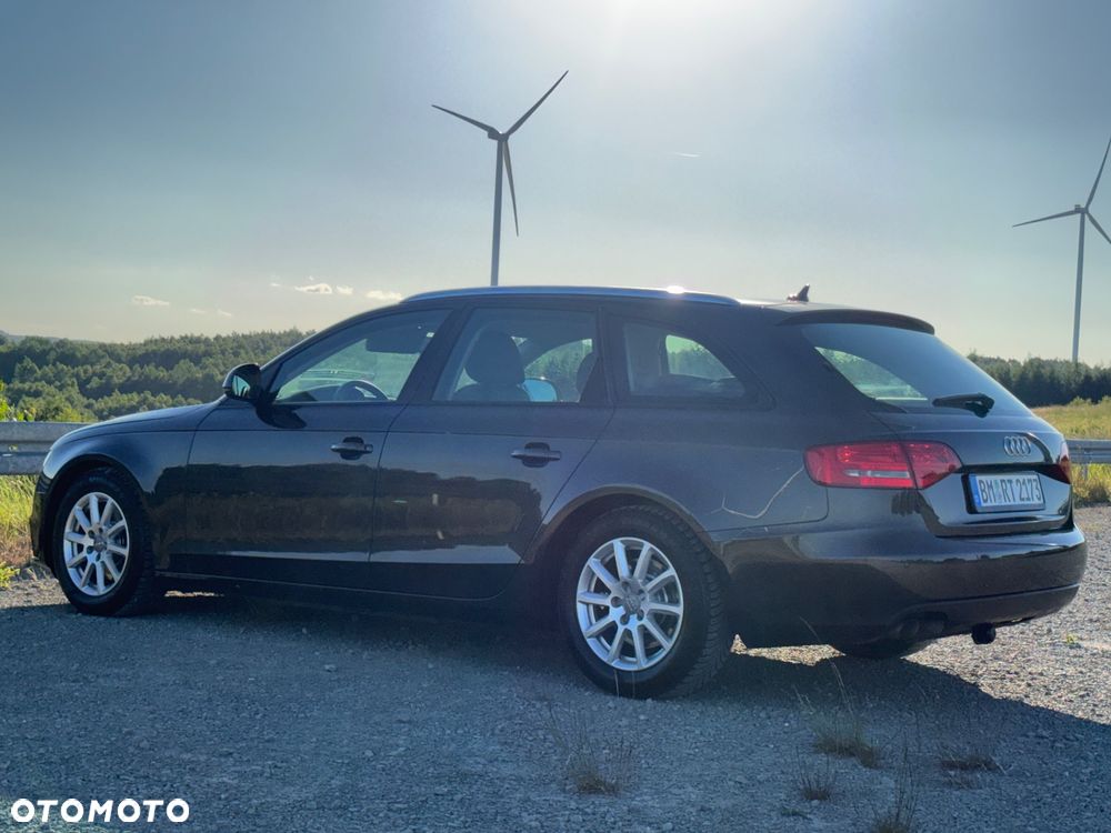Audi A4 Avant 2.0 TDI Limited Edition - 11