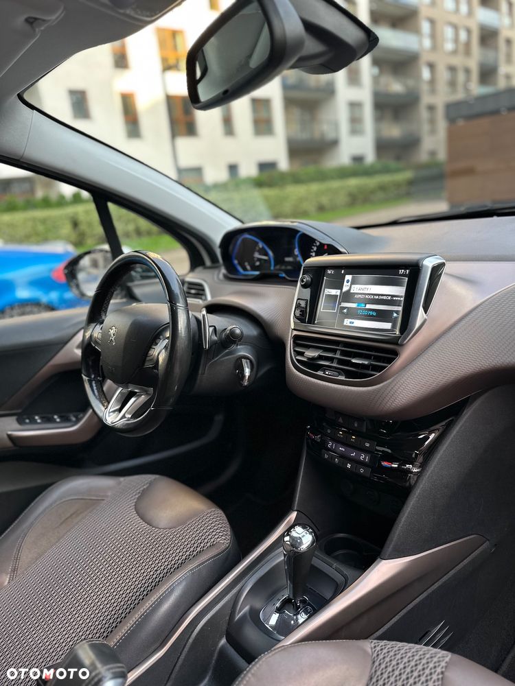 Peugeot 2008 e-HDi FAP 92 EGS6 STOP & START Allure - 25