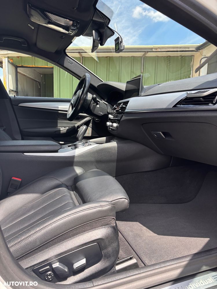 BMW 5 Series 2019 — imagine 9