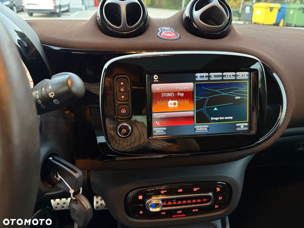 Smart Fortwo EQ Brabus Style - 16