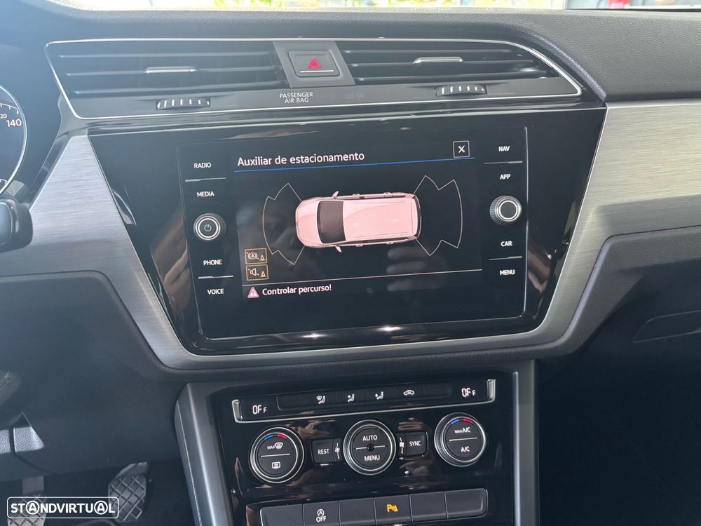 VW Touran 2.0 TDI Confortline - 16