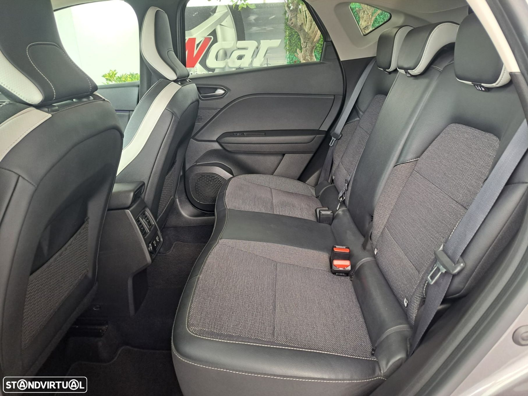 Renault Captur - 11