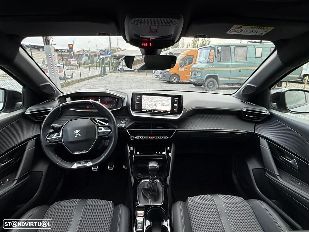 Peugeot 208 1.2 PureTech GT - 37