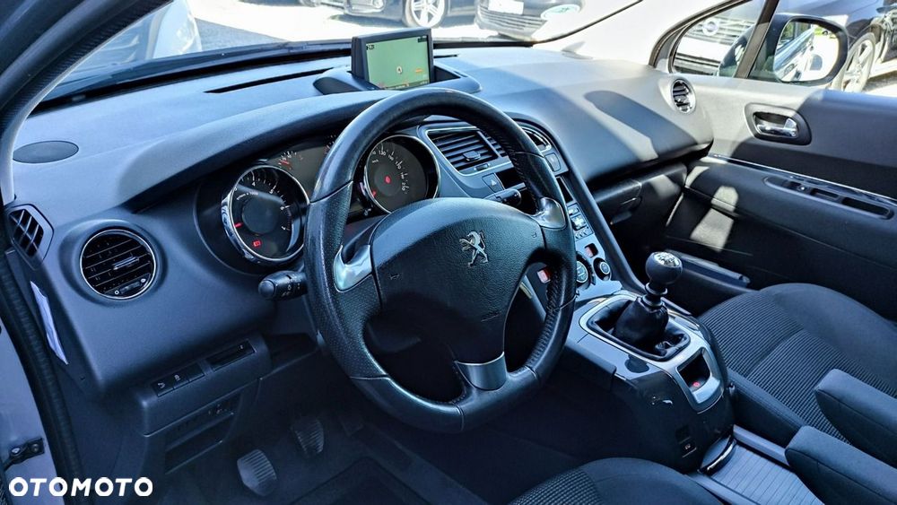 Peugeot 5008 - 5