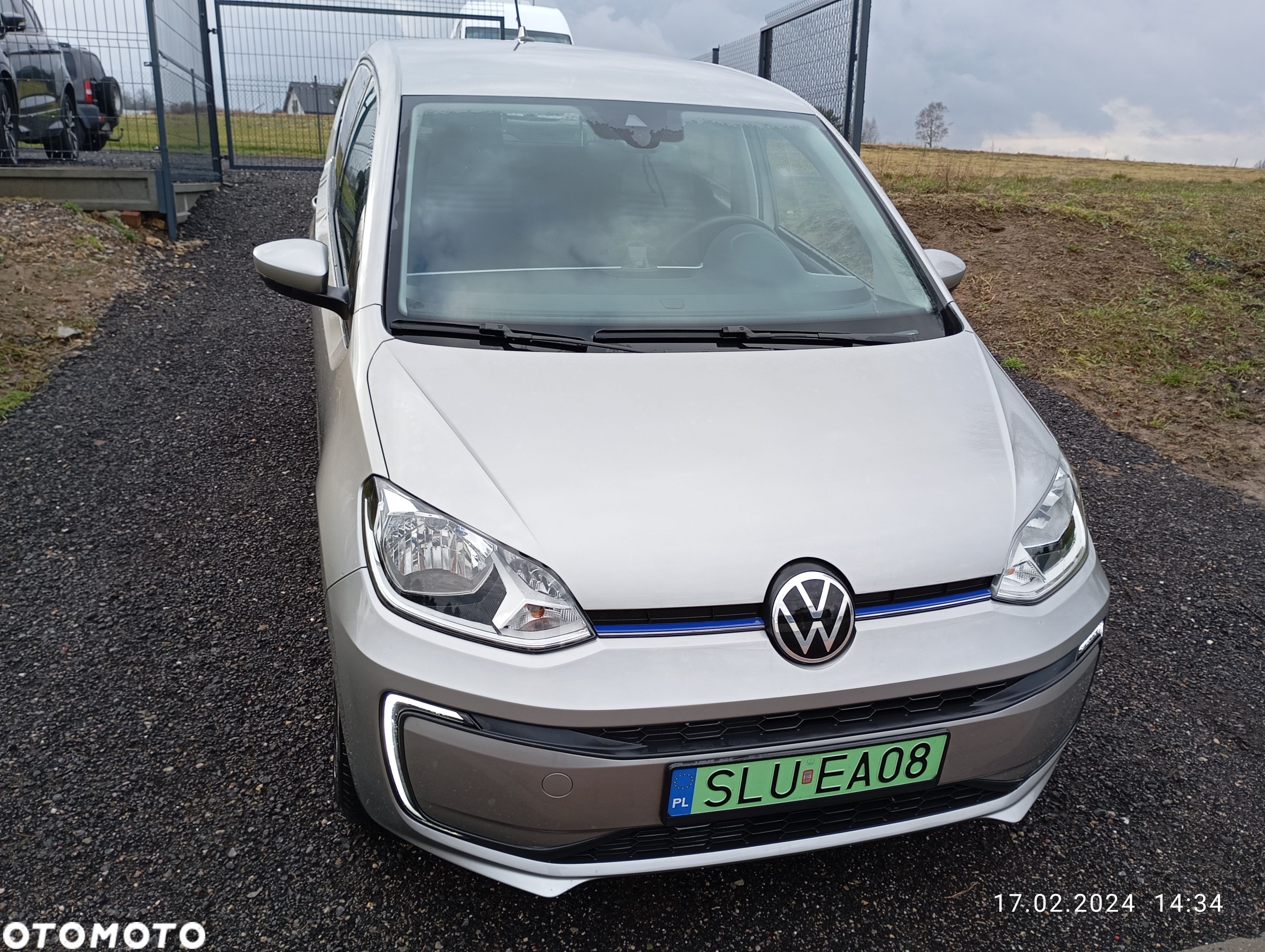 Volkswagen up! e-up - 1