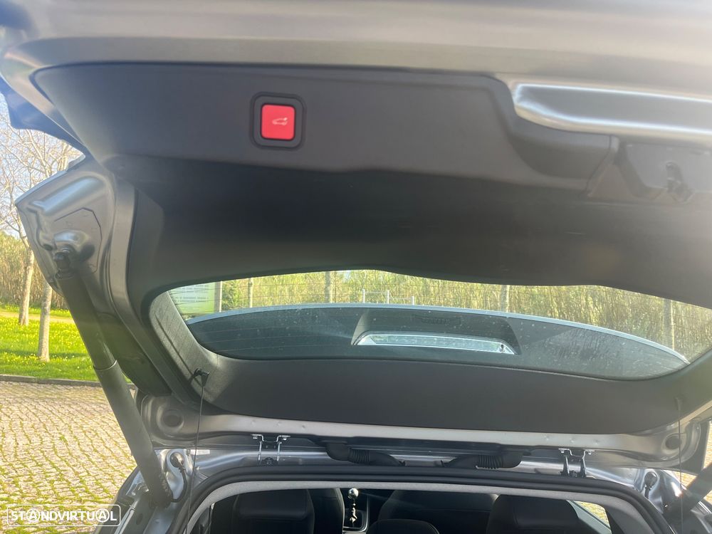 Jeep Avenger 1.2 GSE T3 Altitude - 17