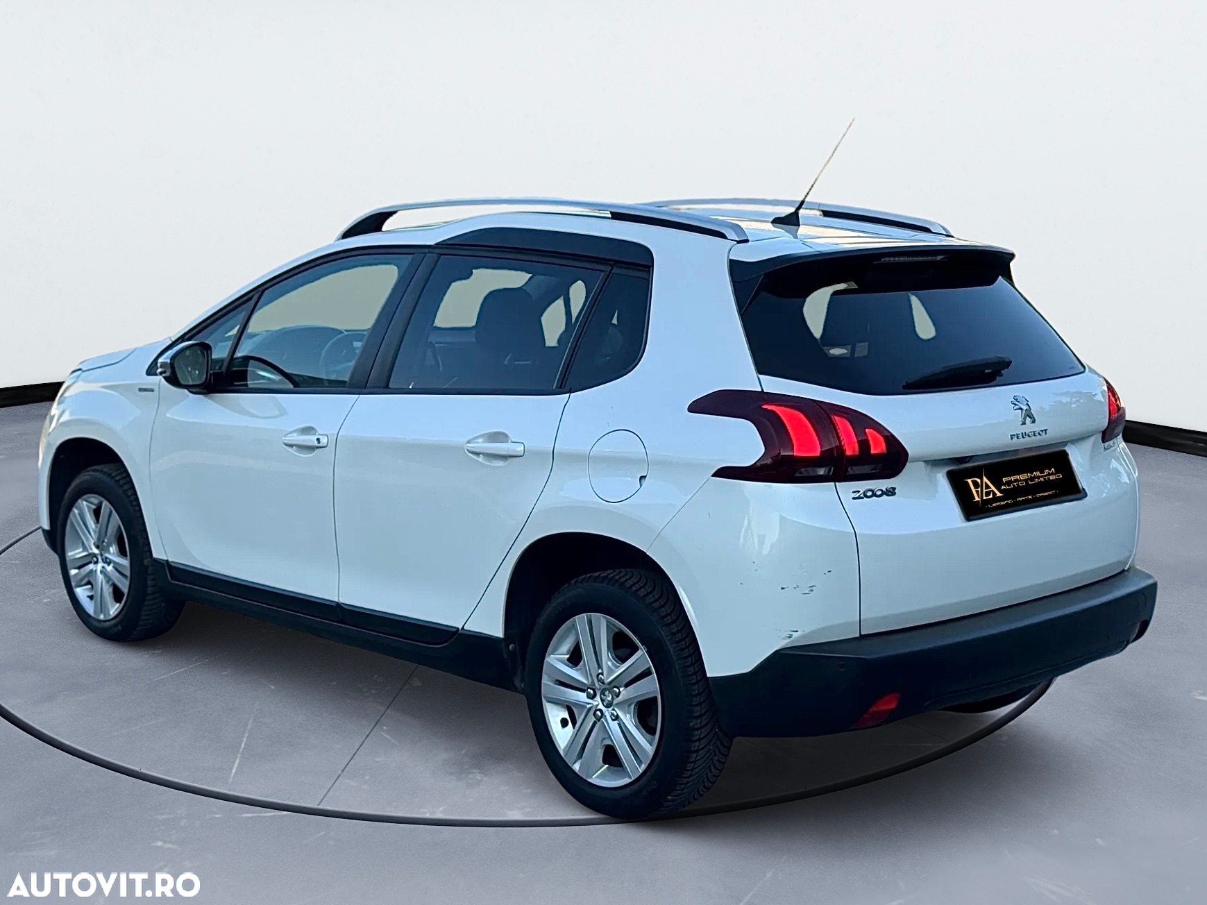 Peugeot 2008 PureTech 82 Style - 6