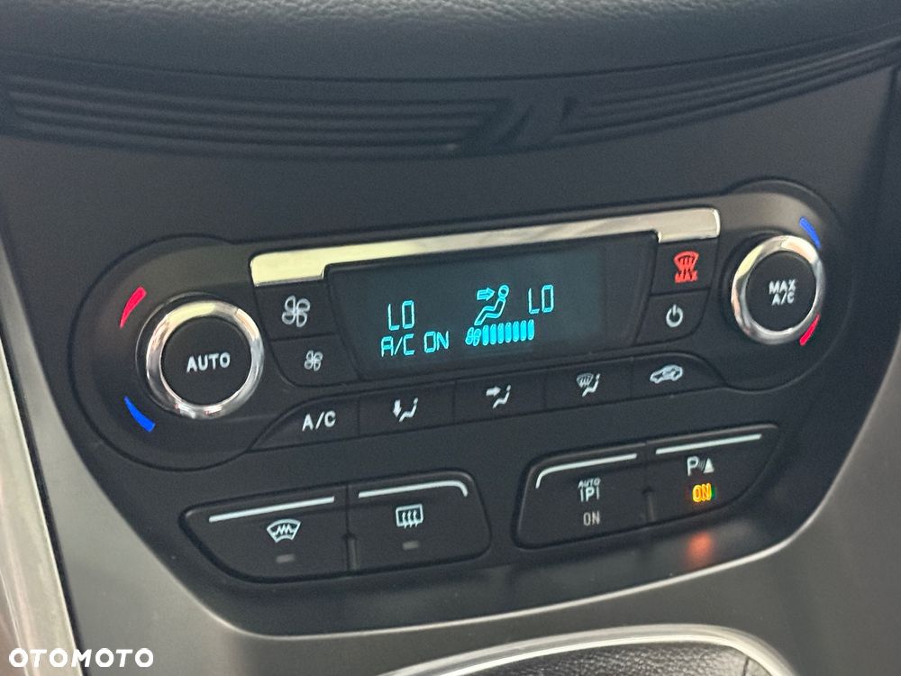 Ford C-MAX 2.0 TDCi Titanium - 25