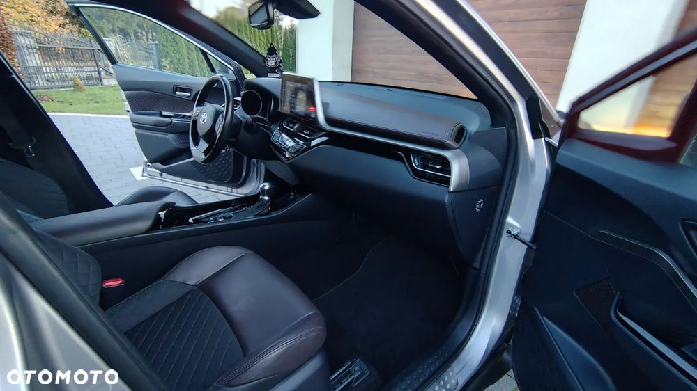 Toyota C-HR 1.8 Hybrid Executive - 26