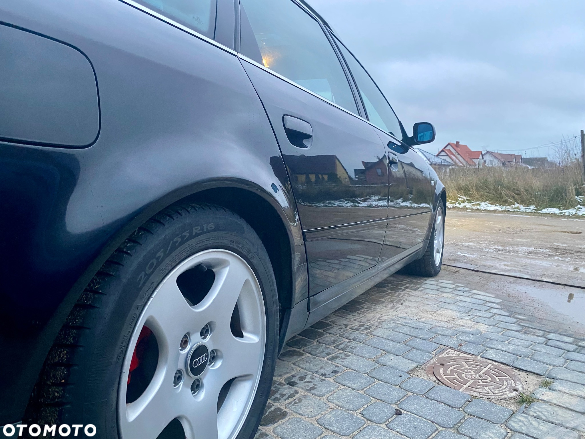 Audi A6 Avant 2.4 - 6