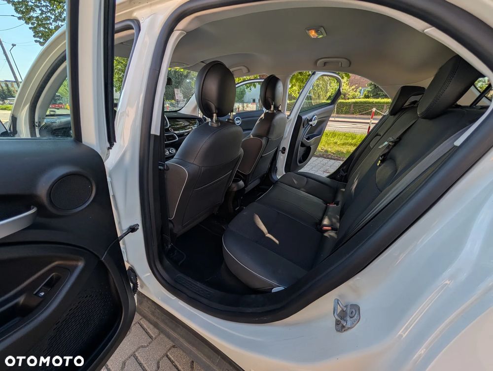 Fiat 500X 1.6 E-Torq 4x2 S&S City Cross - 23