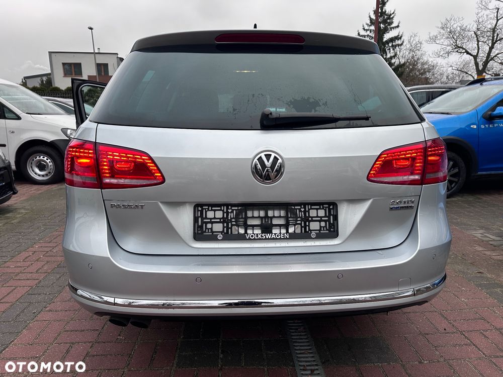Volkswagen Passat - 6
