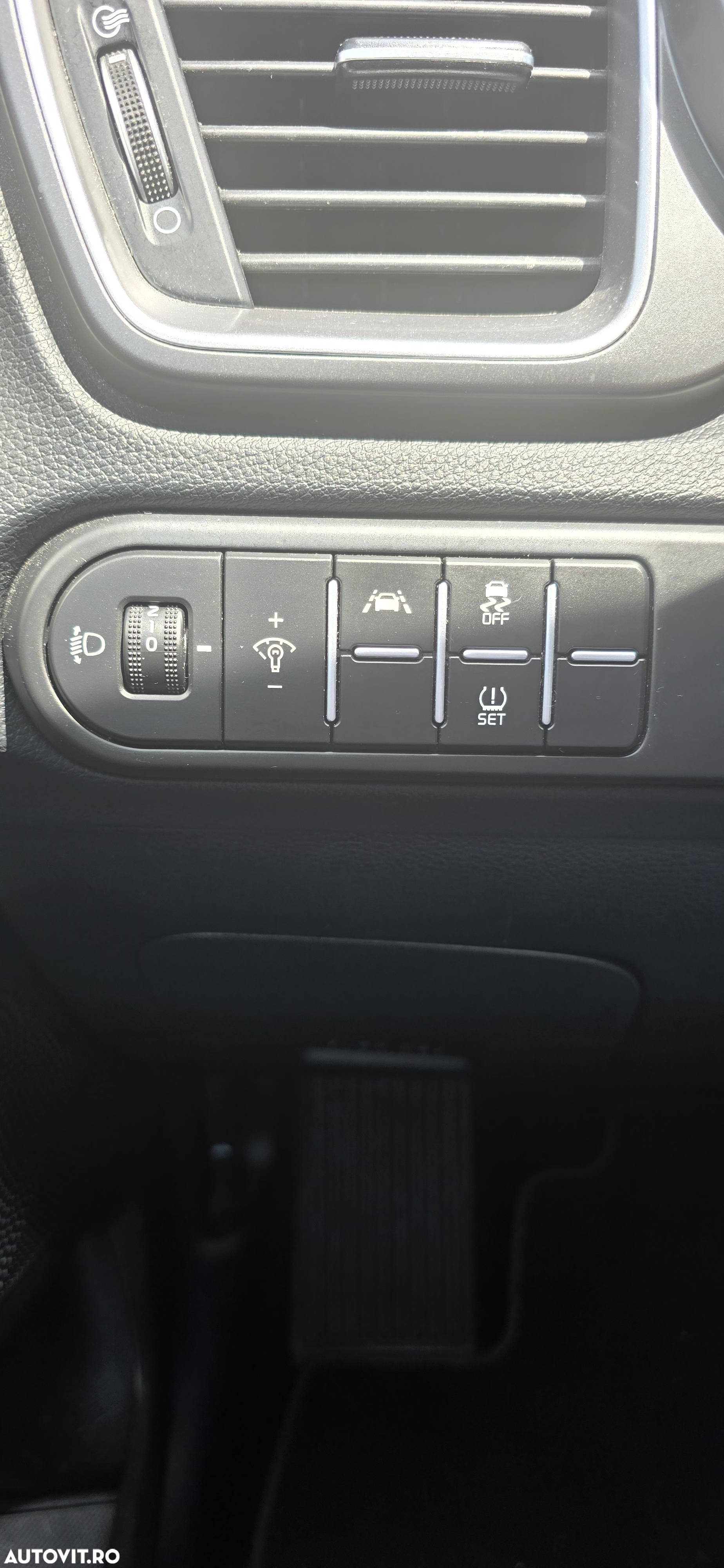 Kia XCeed 1.6 DSL MHEV HP 7DCT City+ - 17