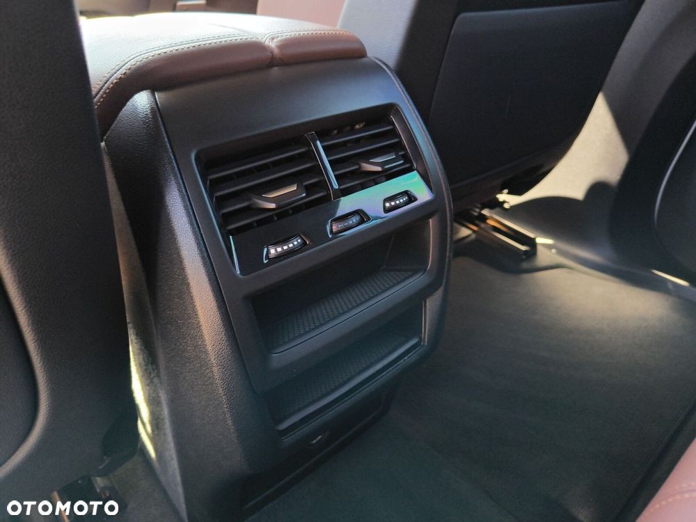 BMW X5 - 25
