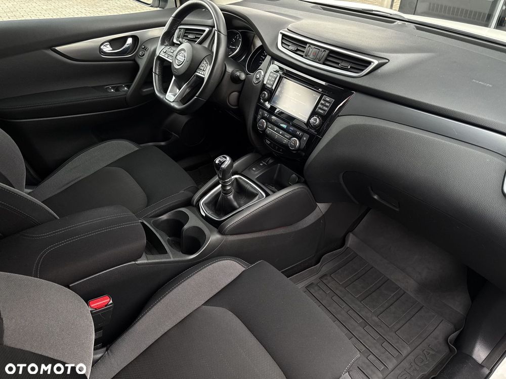Nissan Qashqai 1.6 DIG-T N-Connecta - 13