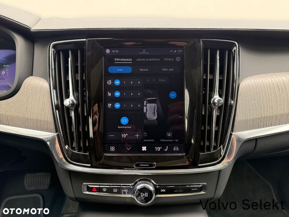 Volvo V90 - 25