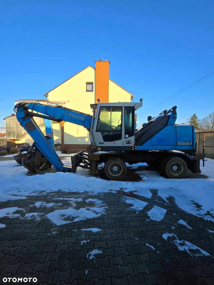 Fuchs MHL 320 - 2