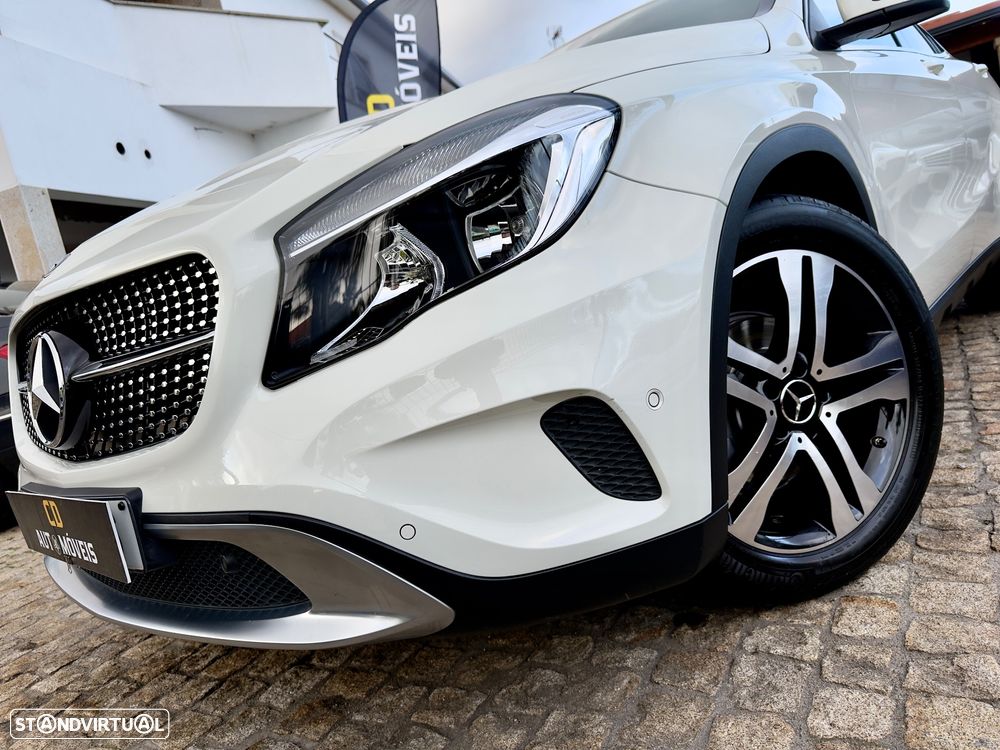 Mercedes-Benz GLA 200 CDI Urban - 12