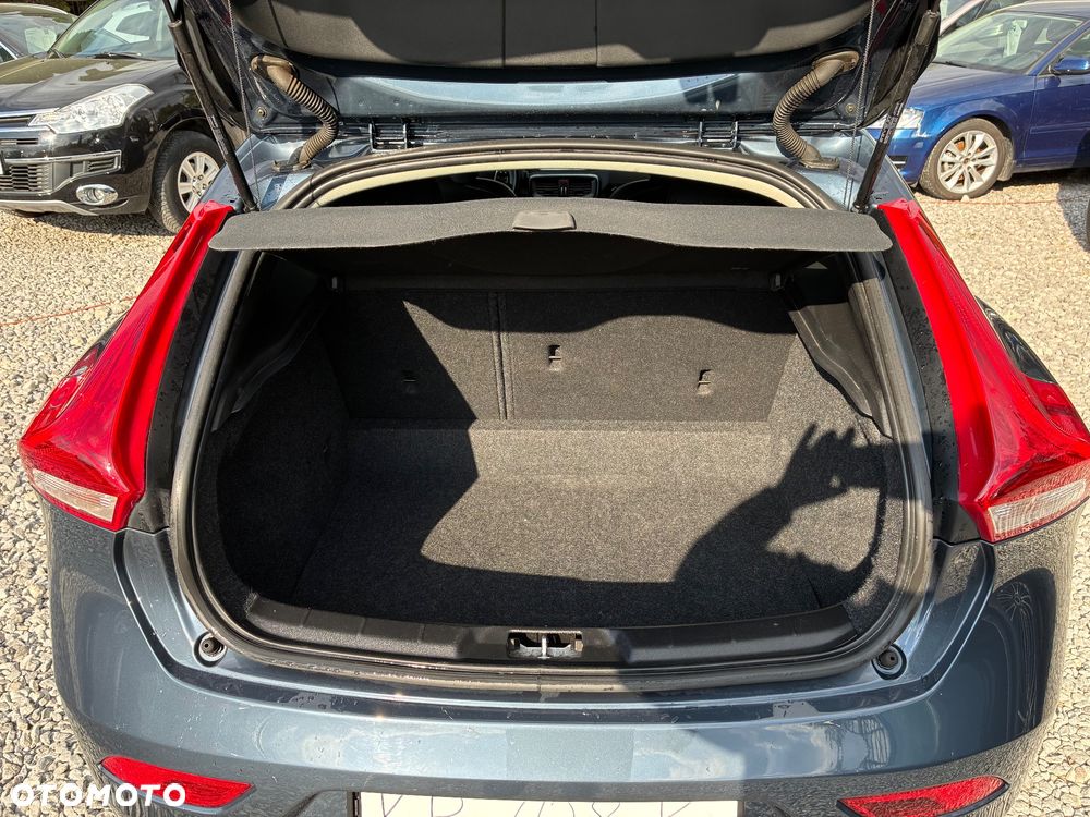 Volvo V40 D2 Geartronic - 10