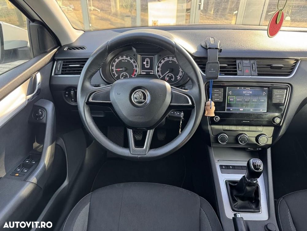 Skoda Octavia - 12