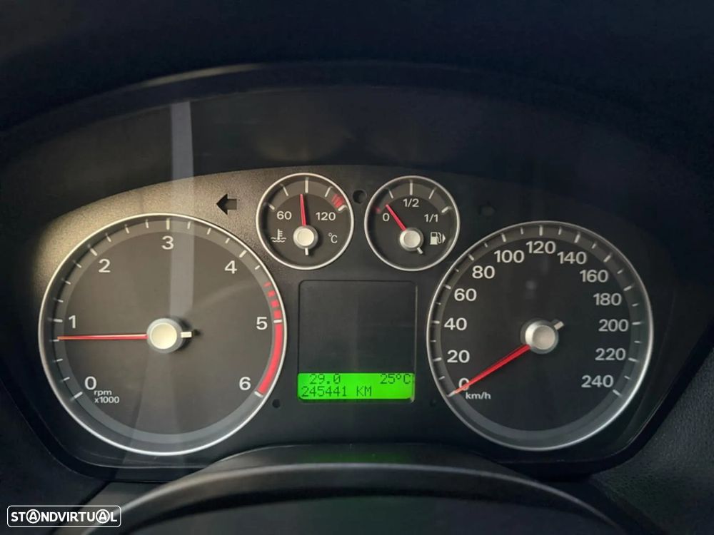 Ford Focus SW 1.6 TDCi Sport - 12