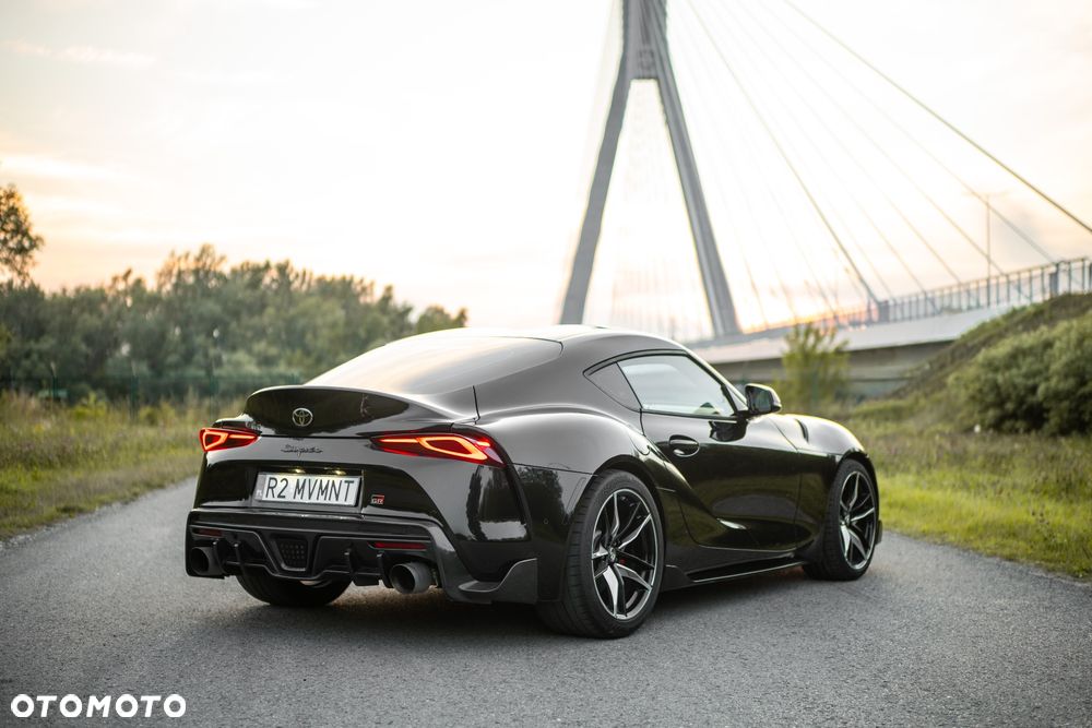 Toyota Supra - 3