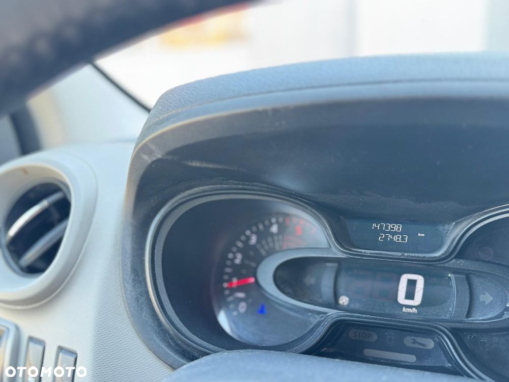 Renault Trafic - 21