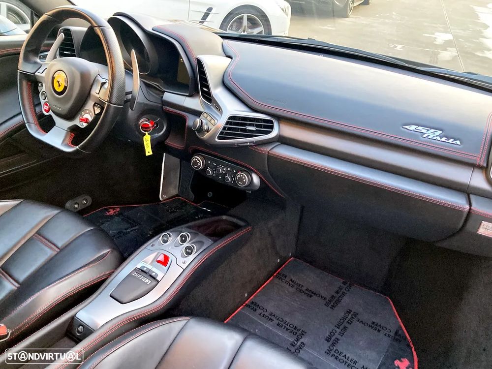 Ferrari 458 Italia - 25