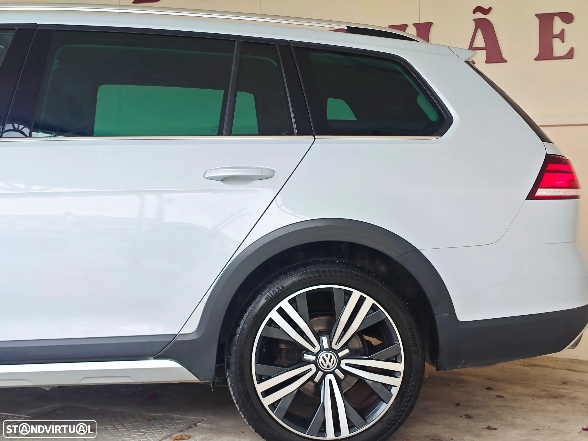 VW Golf Alltrack 1.8 TSI 4Motion BlueMotion Techn DSG - 6