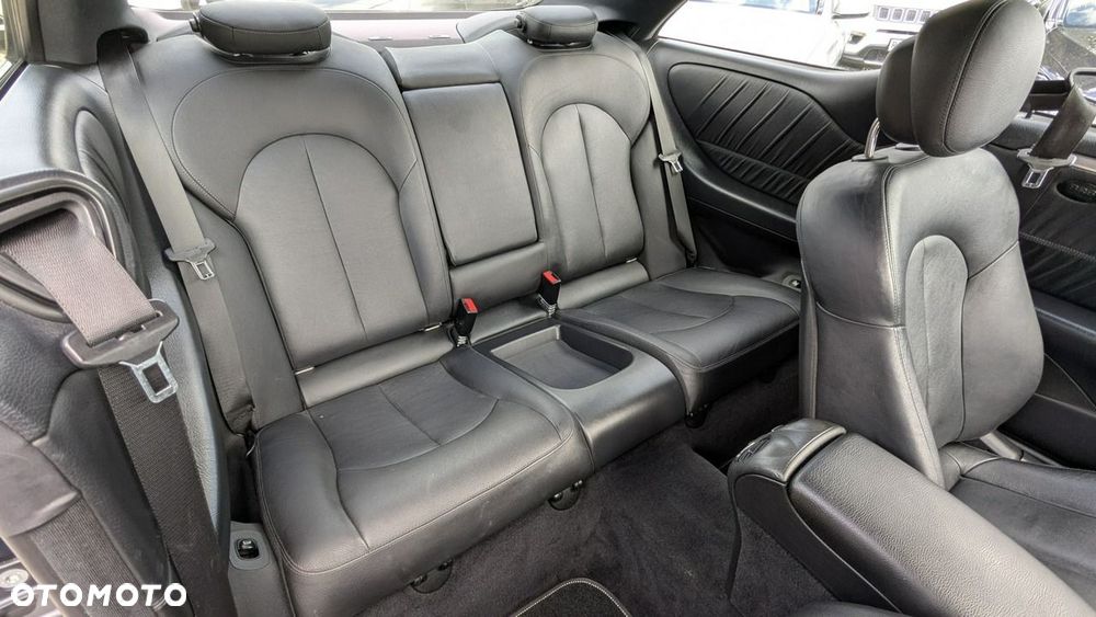 Mercedes-Benz CLK - 20