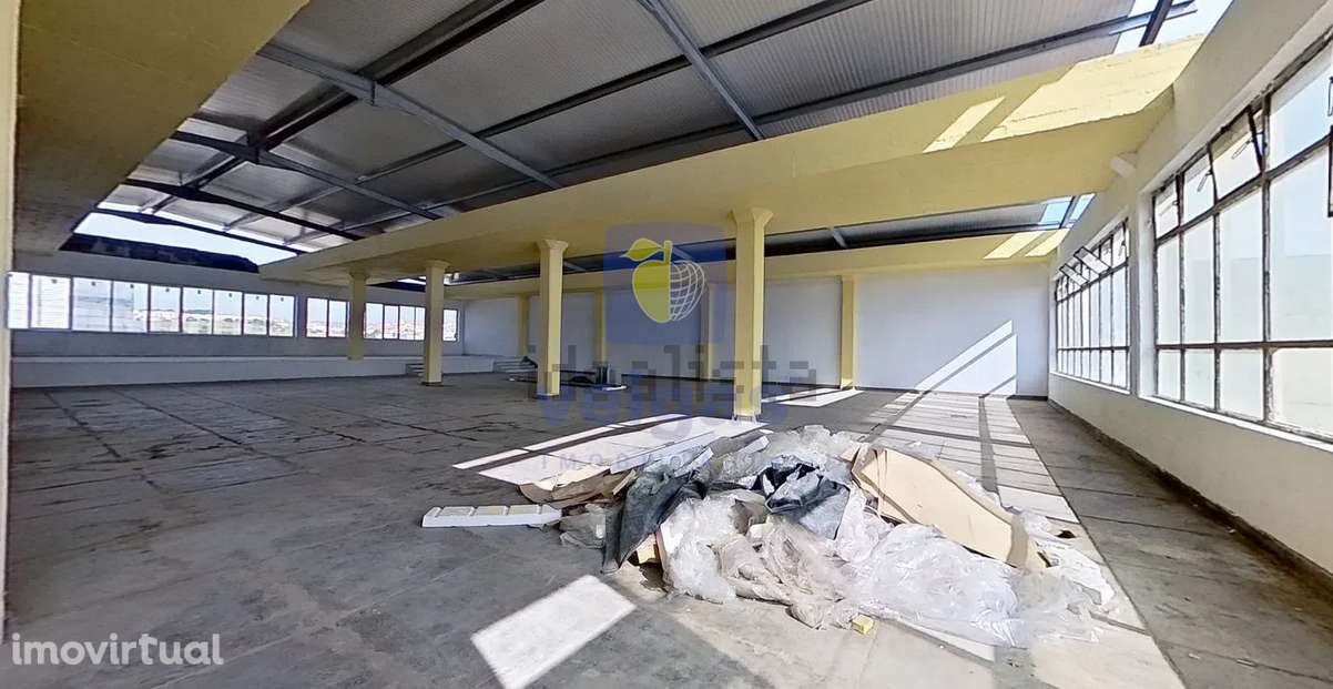 Armazém Prior Velho com 2 pisos renovado - Grande imagem: 3/10