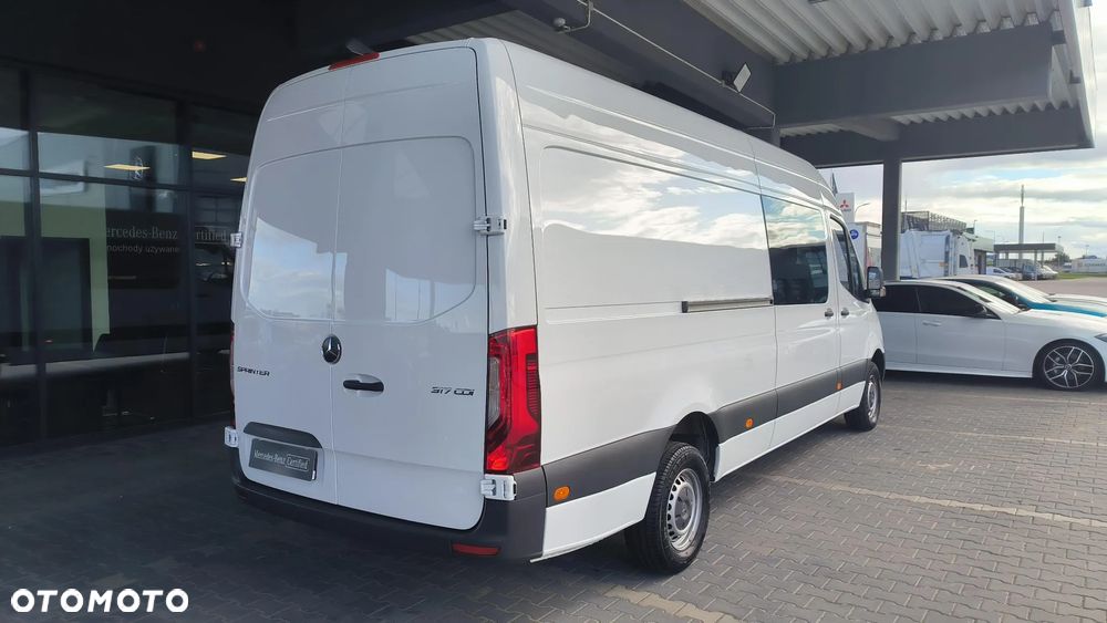 Mercedes-Benz Sprinter - 8